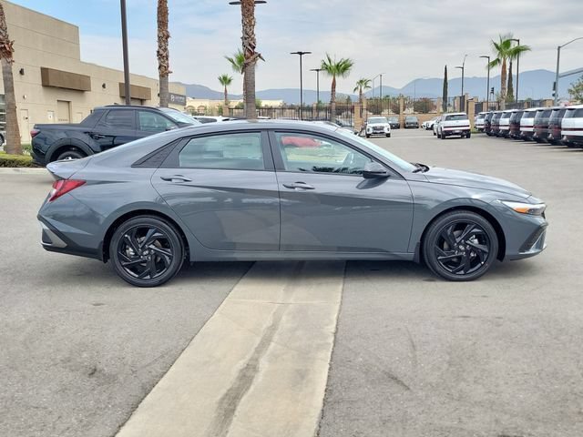 New 2026 Hyundai Elantra SEL Sport FWD image 28
