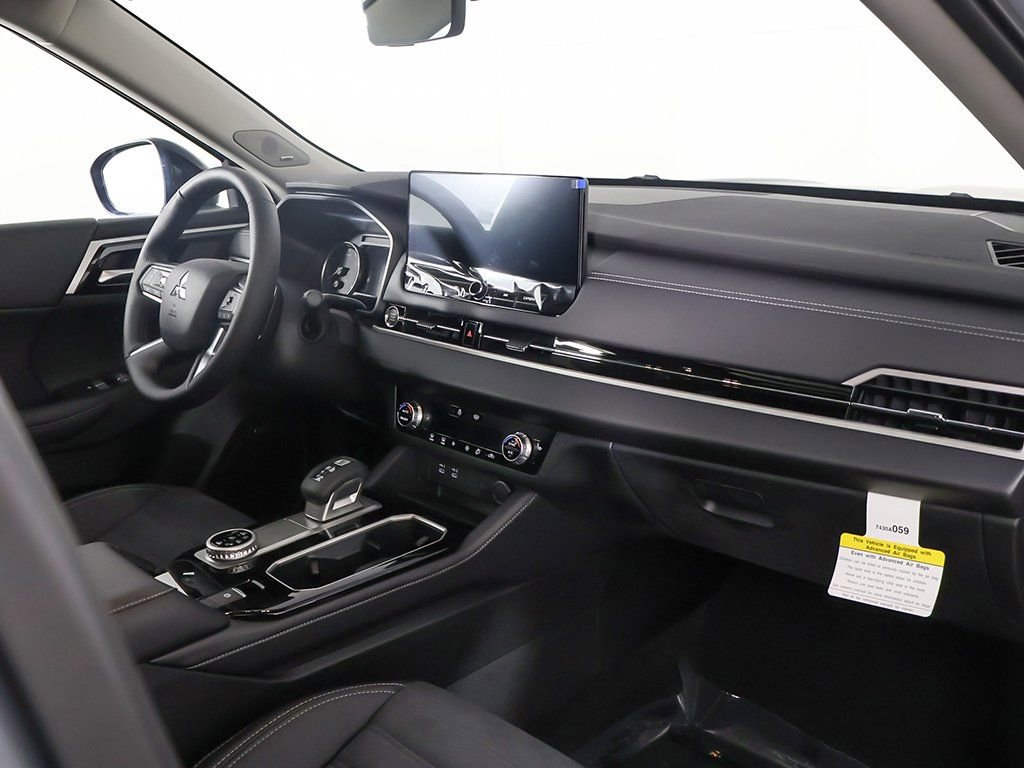 New 2026 Mitsubishi Outlander Trail Edition image 30