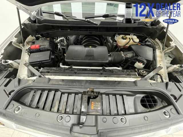 Used 2023 Chevrolet Silverado 1500 LT w/ Z71 Off-Road Package AWD/4WD image 18