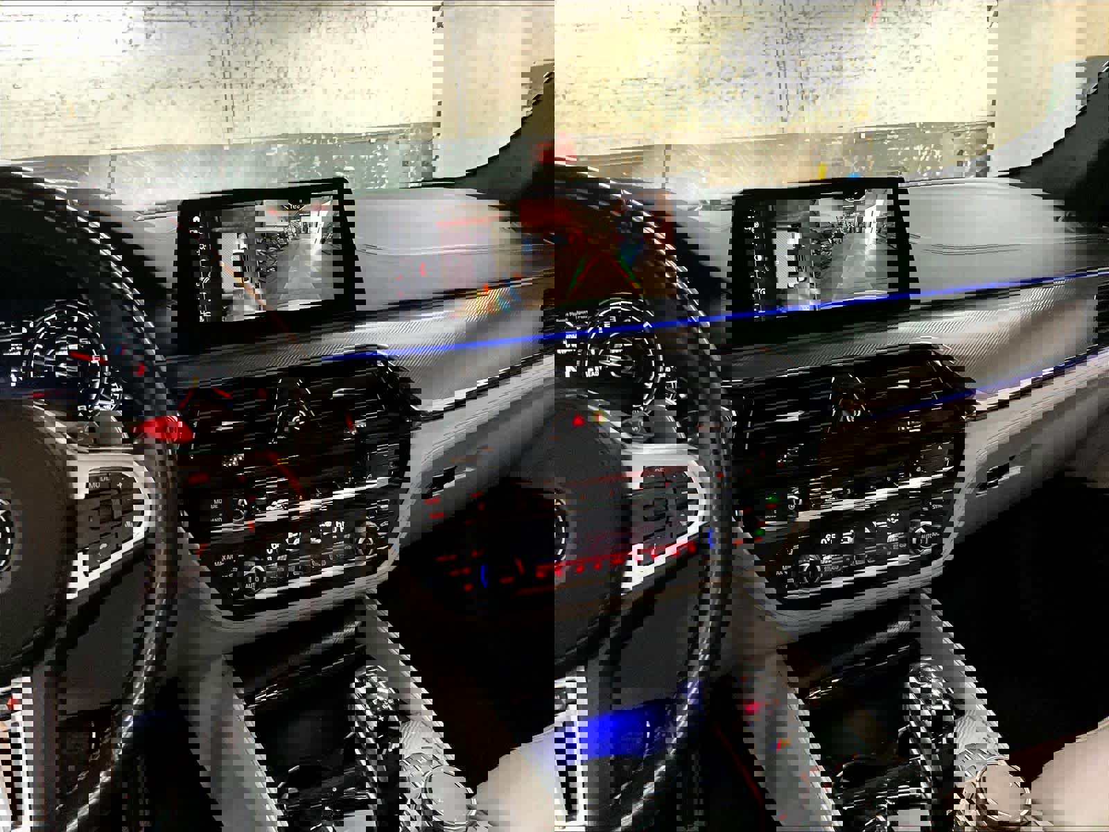 Used 2018 BMW M5 image 8