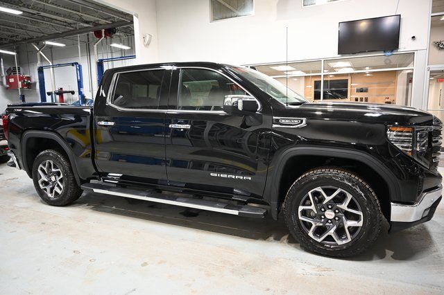 New 2026 GMC Sierra 1500 SLT w/ SLT Premium Plus Package image 4