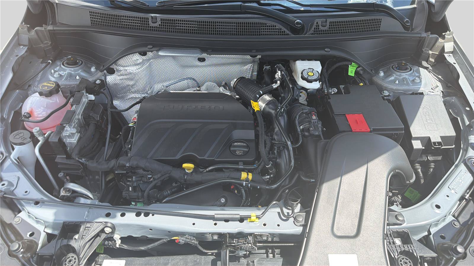 New 2026 Buick Envista Sport Touring w/ Convenience I Package FWD image 25