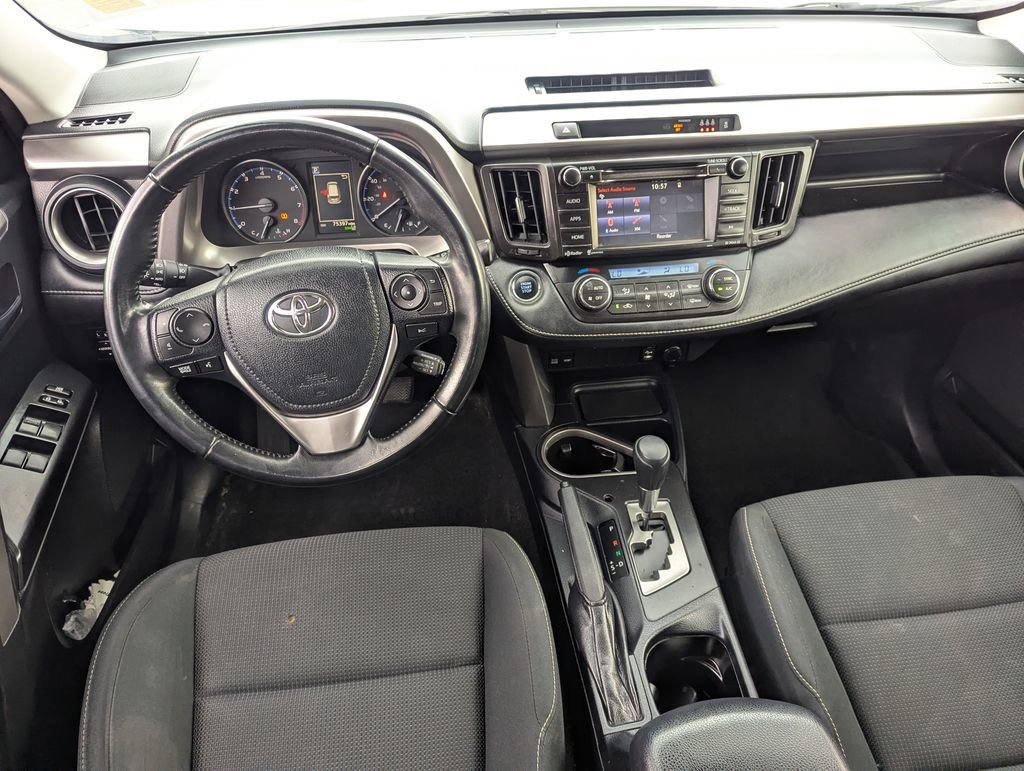 Used 2018 Toyota RAV4 XLE image 29