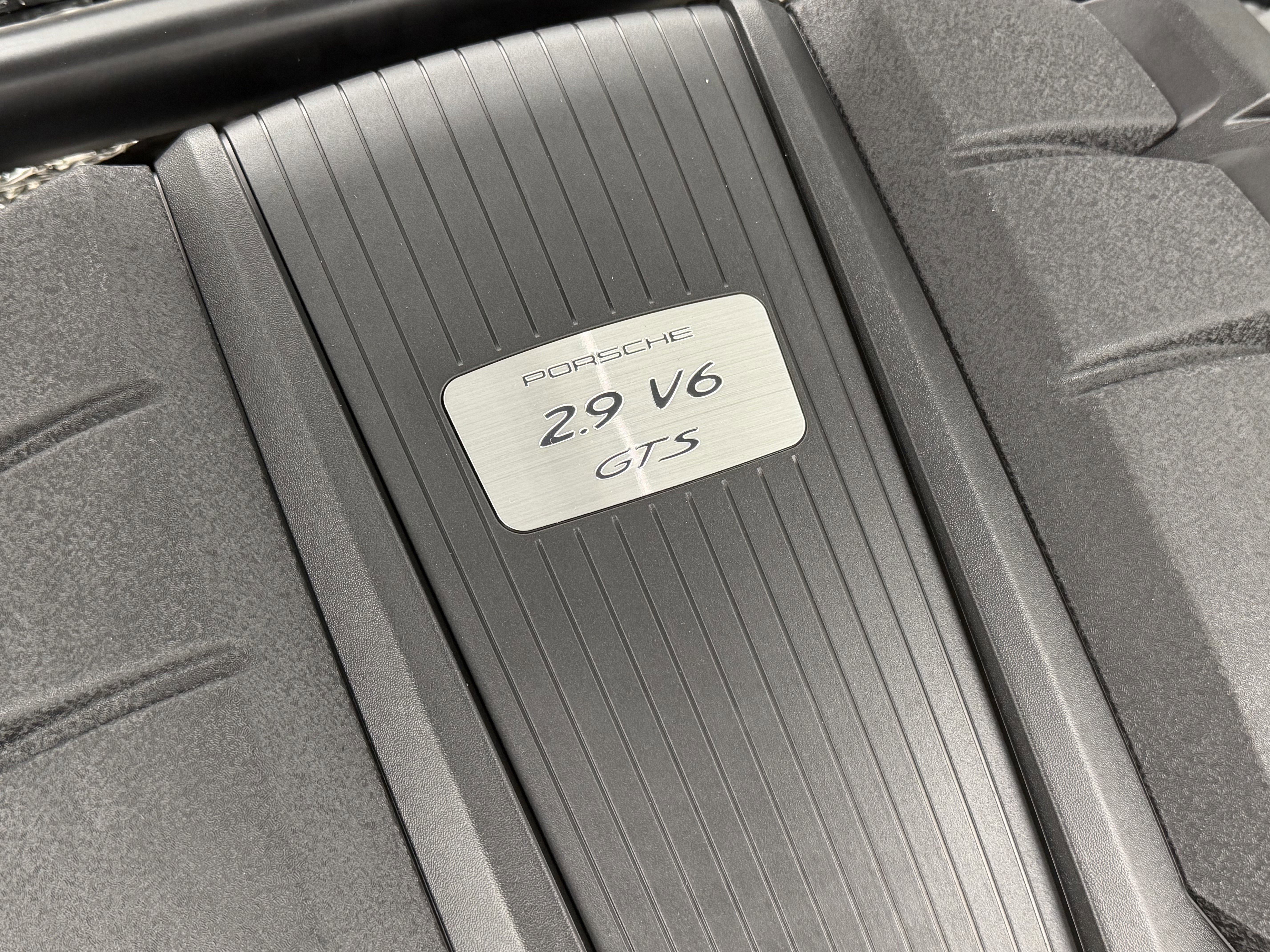 New 2026 Porsche Macan GTS image 61
