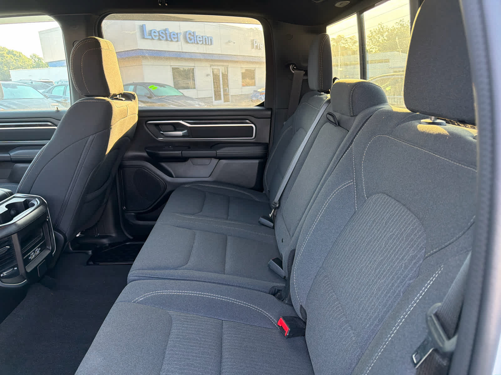 Used 2023 RAM 1500 Big Horn AWD/4WD image 7