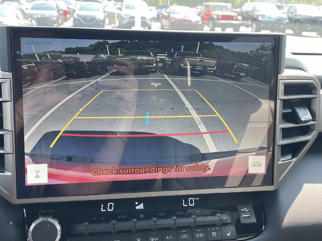 New 2026 Toyota Tundra Limited AWD/4WD image 38