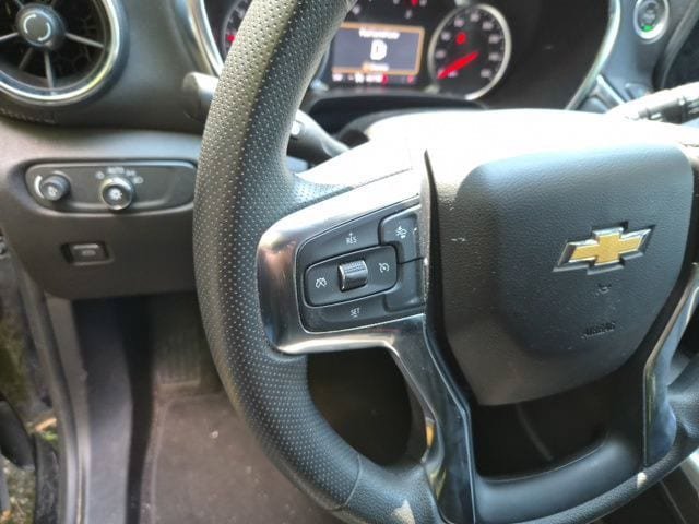 Used 2025 Chevrolet Blazer LT AWD/4WD image 19
