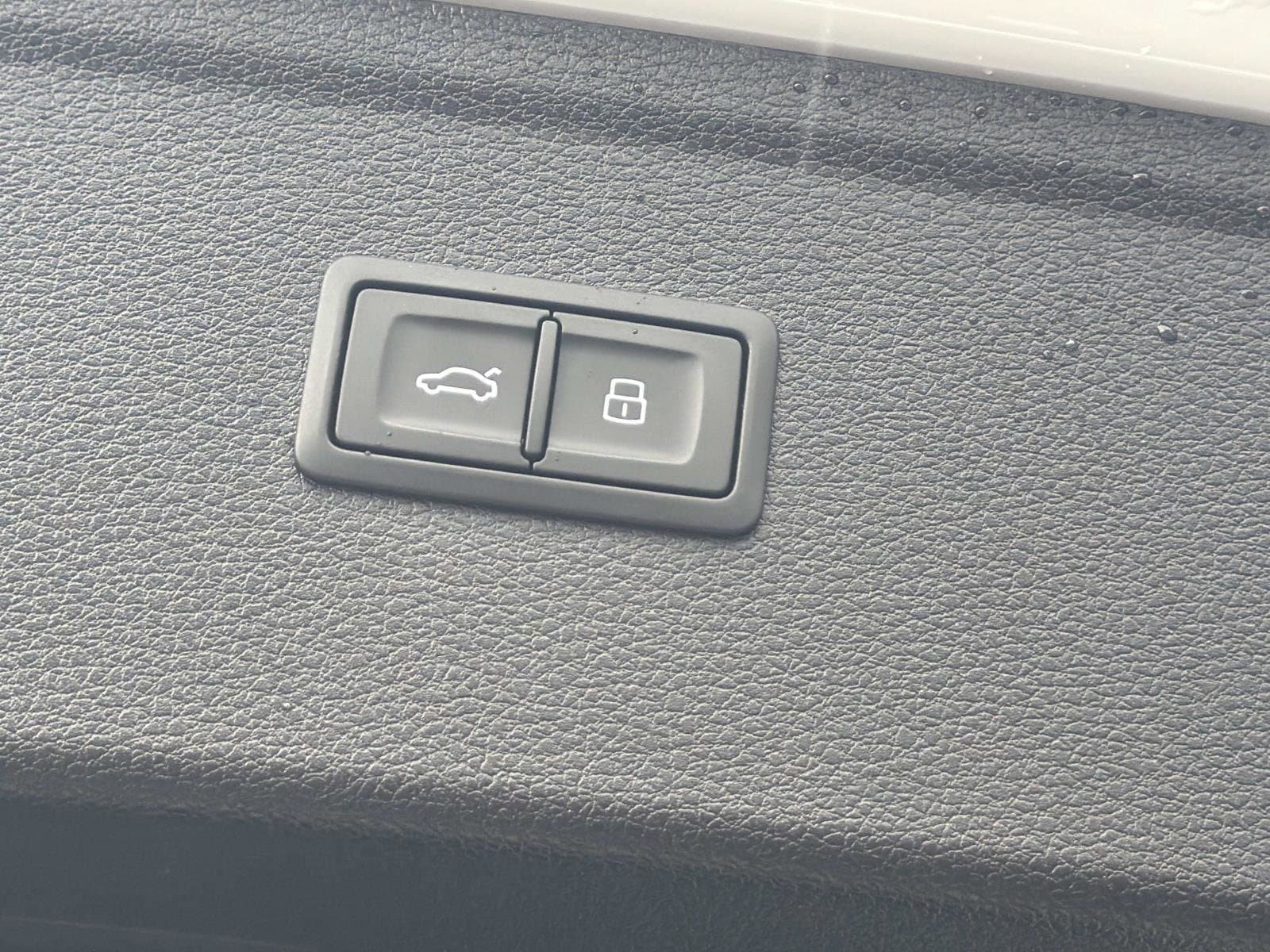 Certified 2023 Audi SQ5 Prestige AWD/4WD image 9