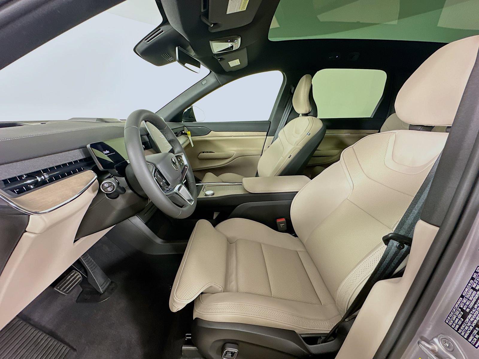 New 2026 Volvo EX90 Plus AWD/4WD image 32