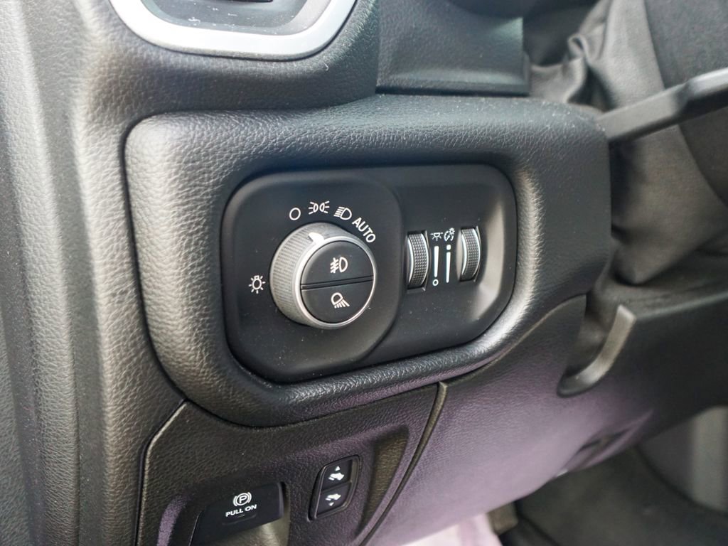 Used 2019 RAM 1500 Big Horn image 18