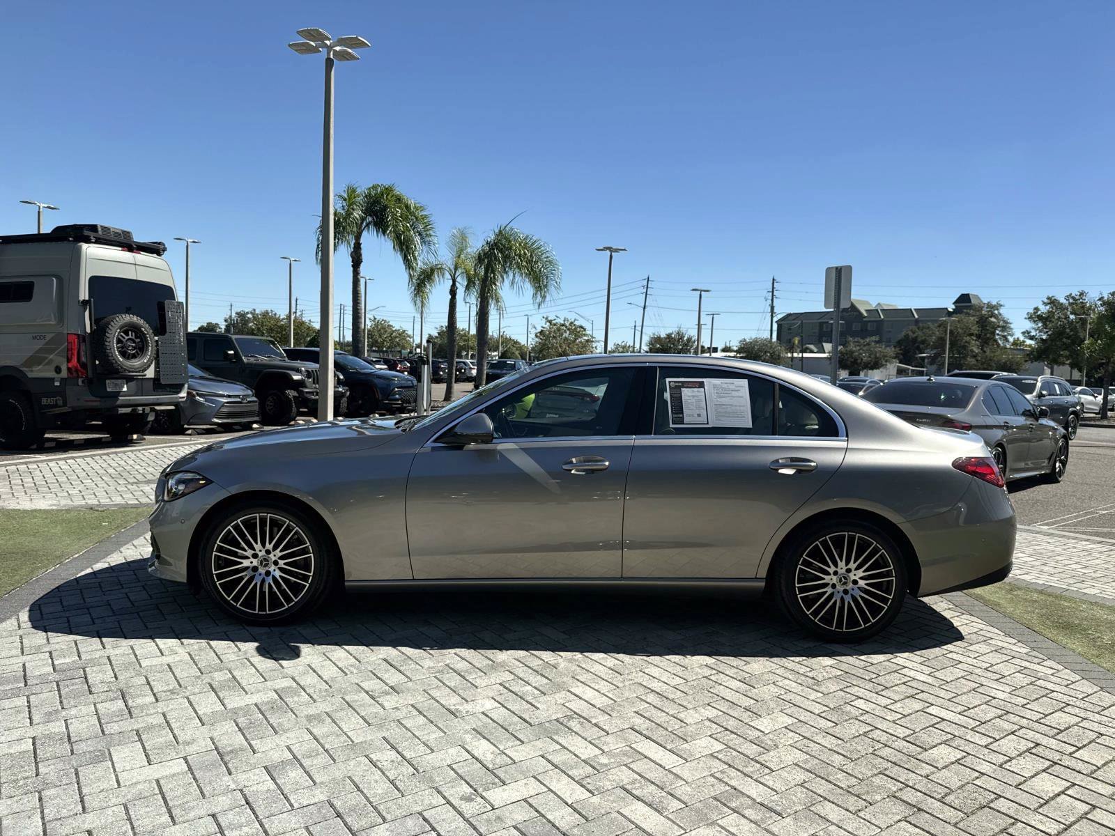 Used 2023 Mercedes-Benz C 300 Sedan image 3