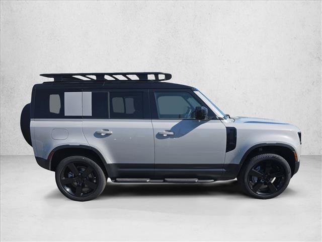 New 2026 Land Rover Defender 110 S AWD/4WD image 4