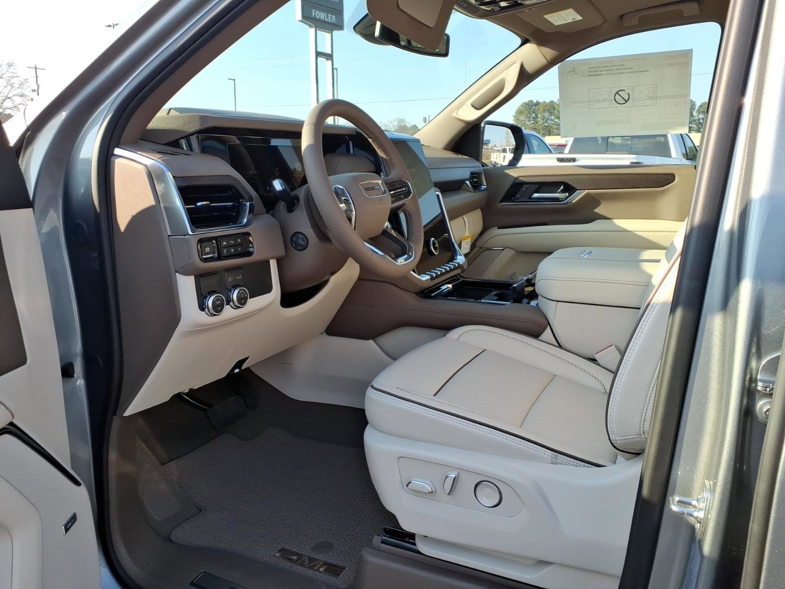 New 2026 GMC Yukon XL Denali w/ Sun & Power Step Package image 21