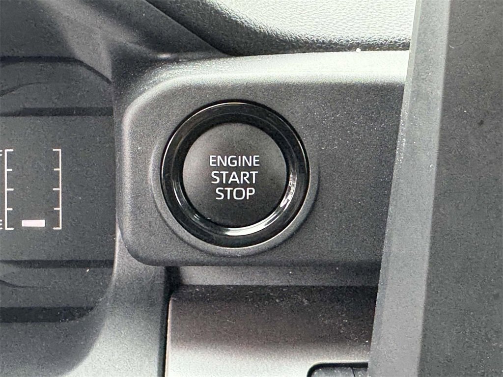 Used 2024 Toyota Tacoma SR5 image 8