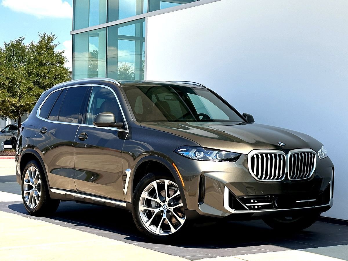 New 2026 BMW X5 sDrive40i w/ Parking Assistance Package