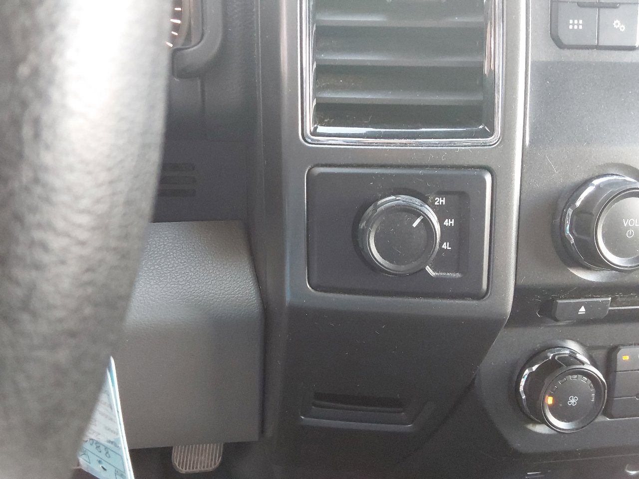 Used 2018 Ford F150 XLT image 24