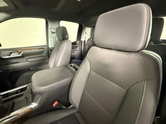 Used 2025 GMC Sierra 1500 Elevation image 5