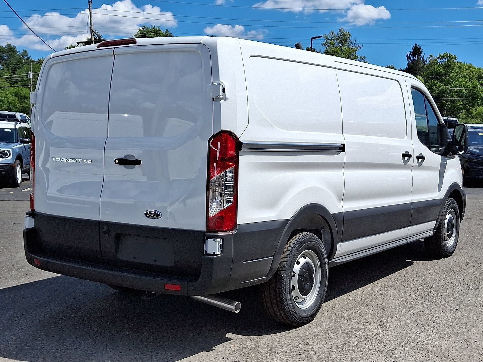New 2025 Ford Transit 150 Low Roof w/ Load Area Protection Package RWD image 4