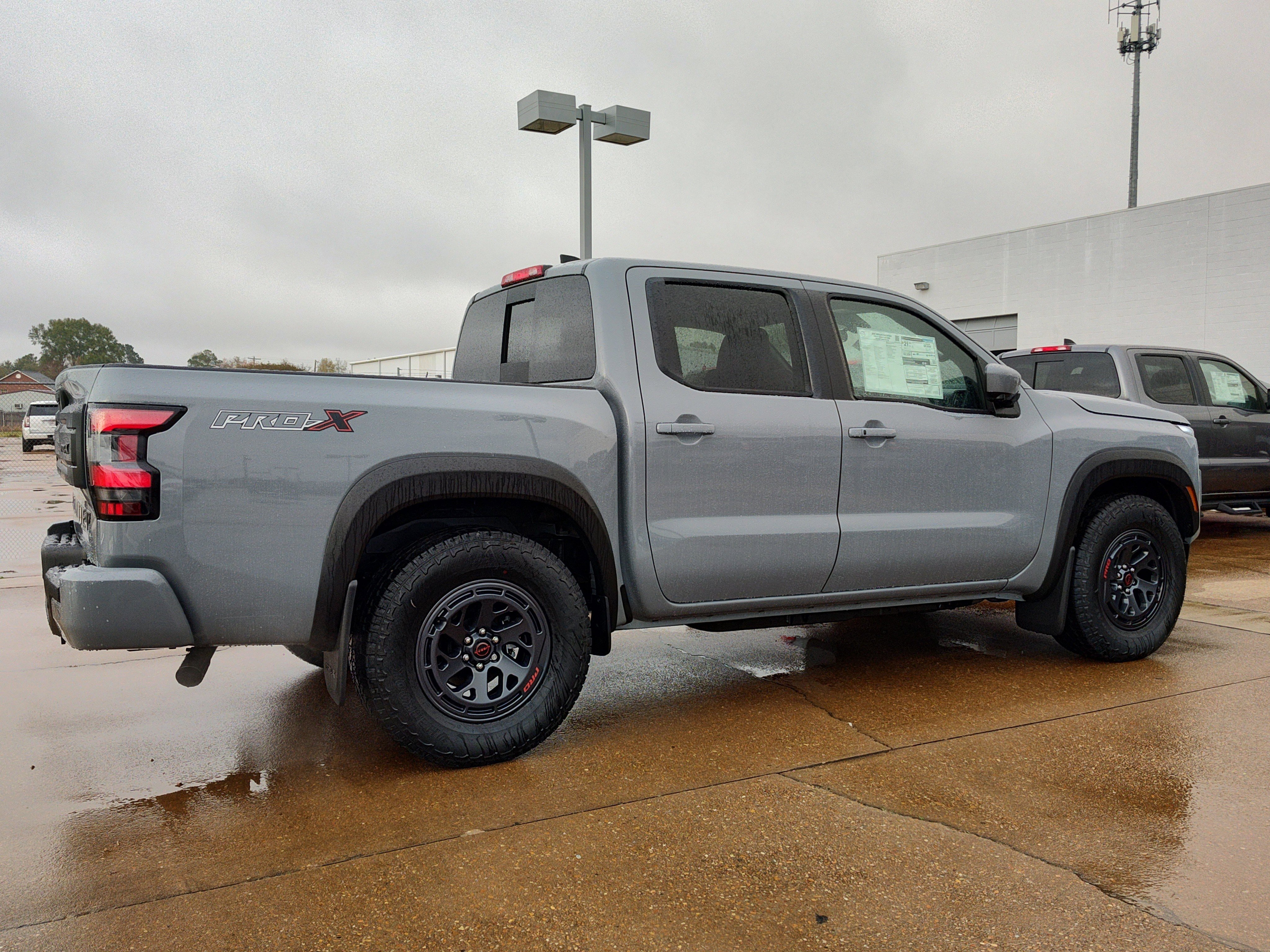 New 2026 Nissan Frontier Pro-X w/ Pro-X Convenience Package image 4