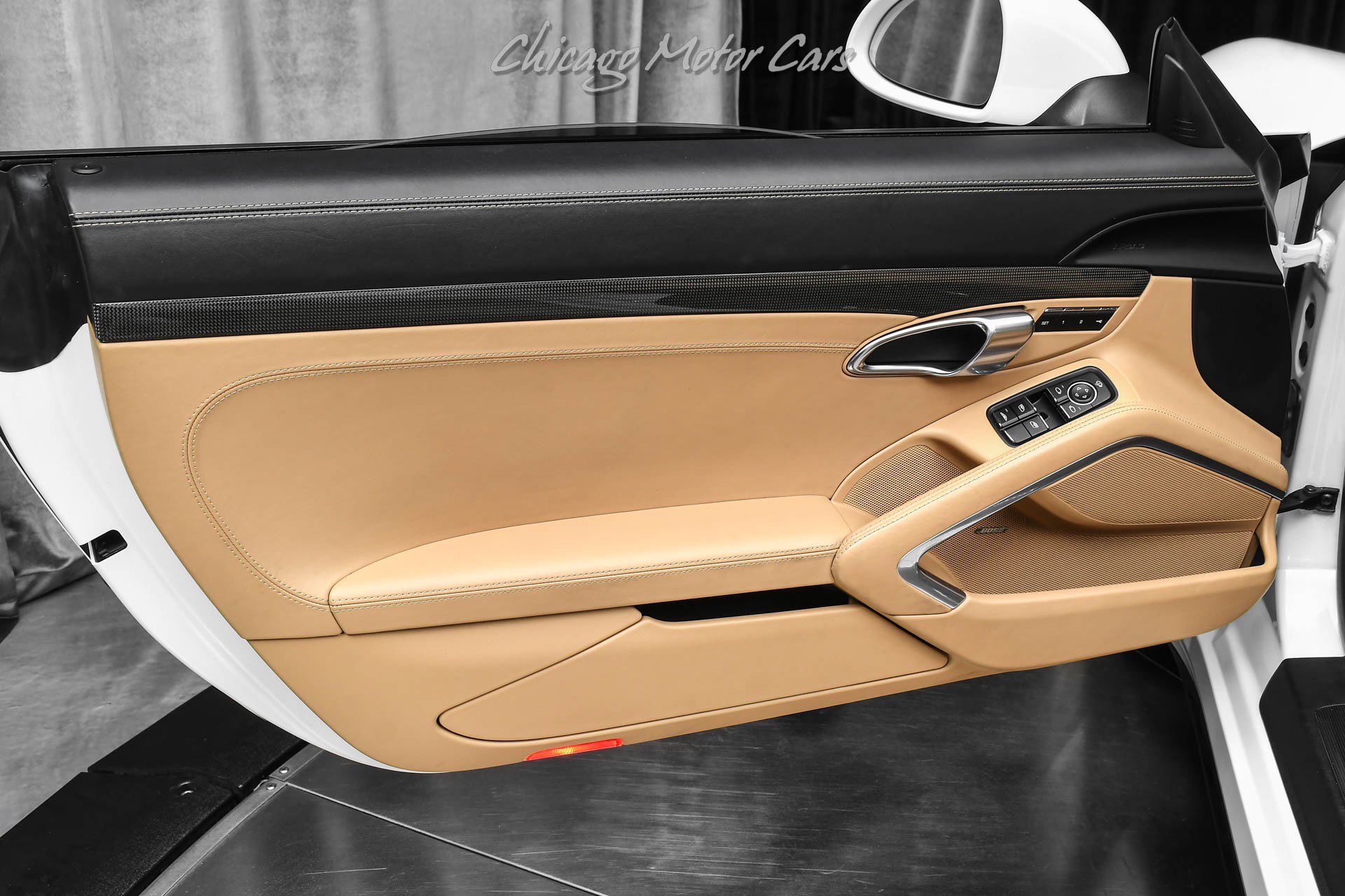 Used 2019 Porsche 911 Turbo S AWD/4WD image 32