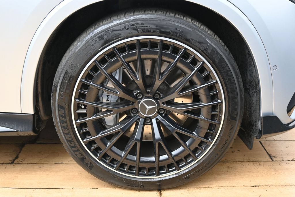 Used 2024 Mercedes-Benz GLC 43 AMG 4MATIC image 15