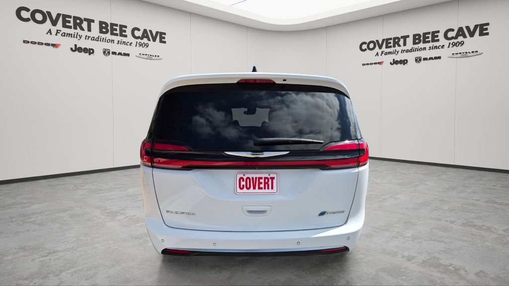 Used 2023 Chrysler Pacifica Pinnacle image 8