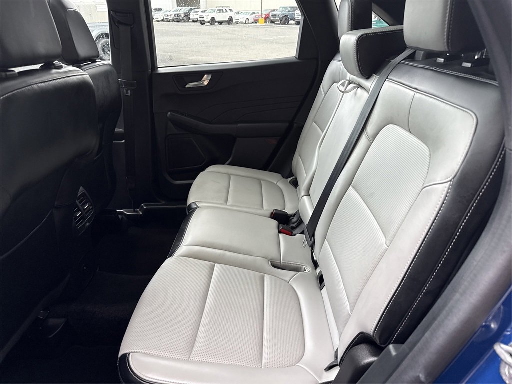 Used 2023 Ford Escape Platinum w/ Class II Trailer Tow Package image 21