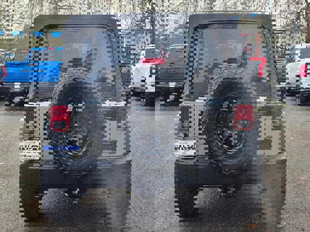 Used 2018 Jeep Wrangler Unlimited Sport w/ Connectivity Group image 8