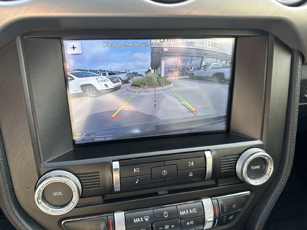 Used 2018 Ford Mustang Premium RWD image 12