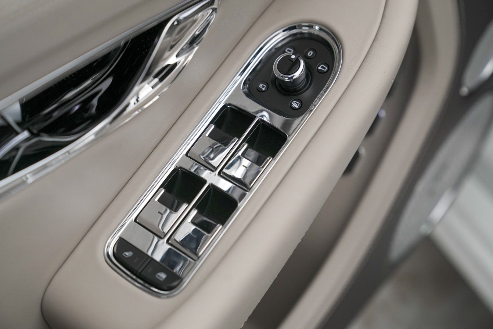 New 2026 Bentley Continental GT image 17