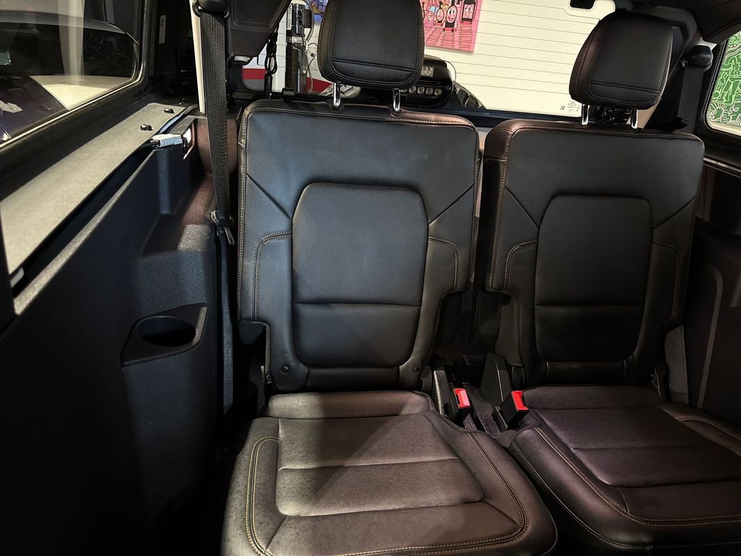 Used 2023 Ford Bronco Badlands image 95