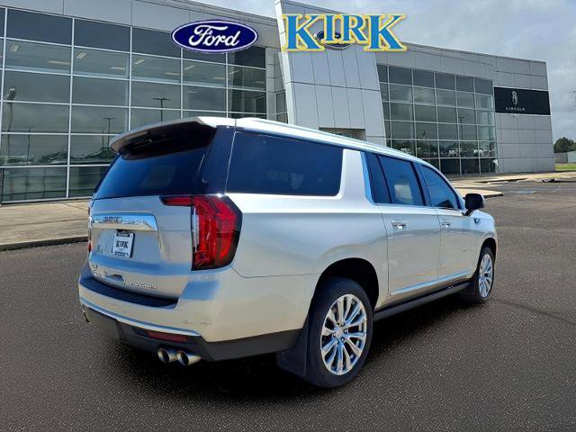 Used 2024 GMC Yukon XL Denali w/ LPO, Illumination Package image 5