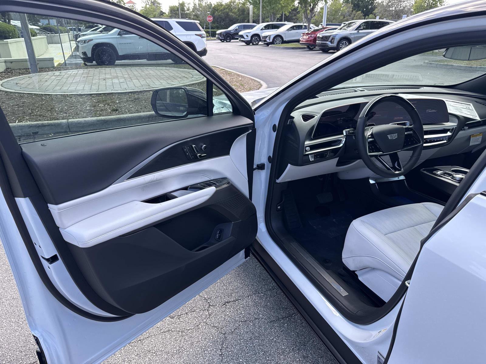New 2026 Cadillac Lyriq Luxury w/ LPO, Floor Liner Package RWD image 20