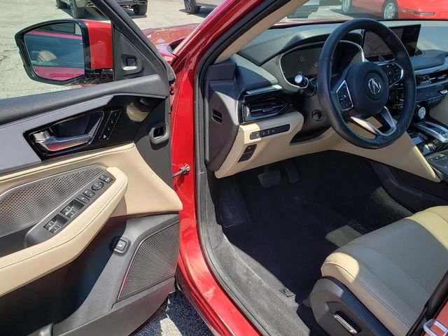 Used 2023 Acura MDX SH-AWD w/ Technology Package image 12