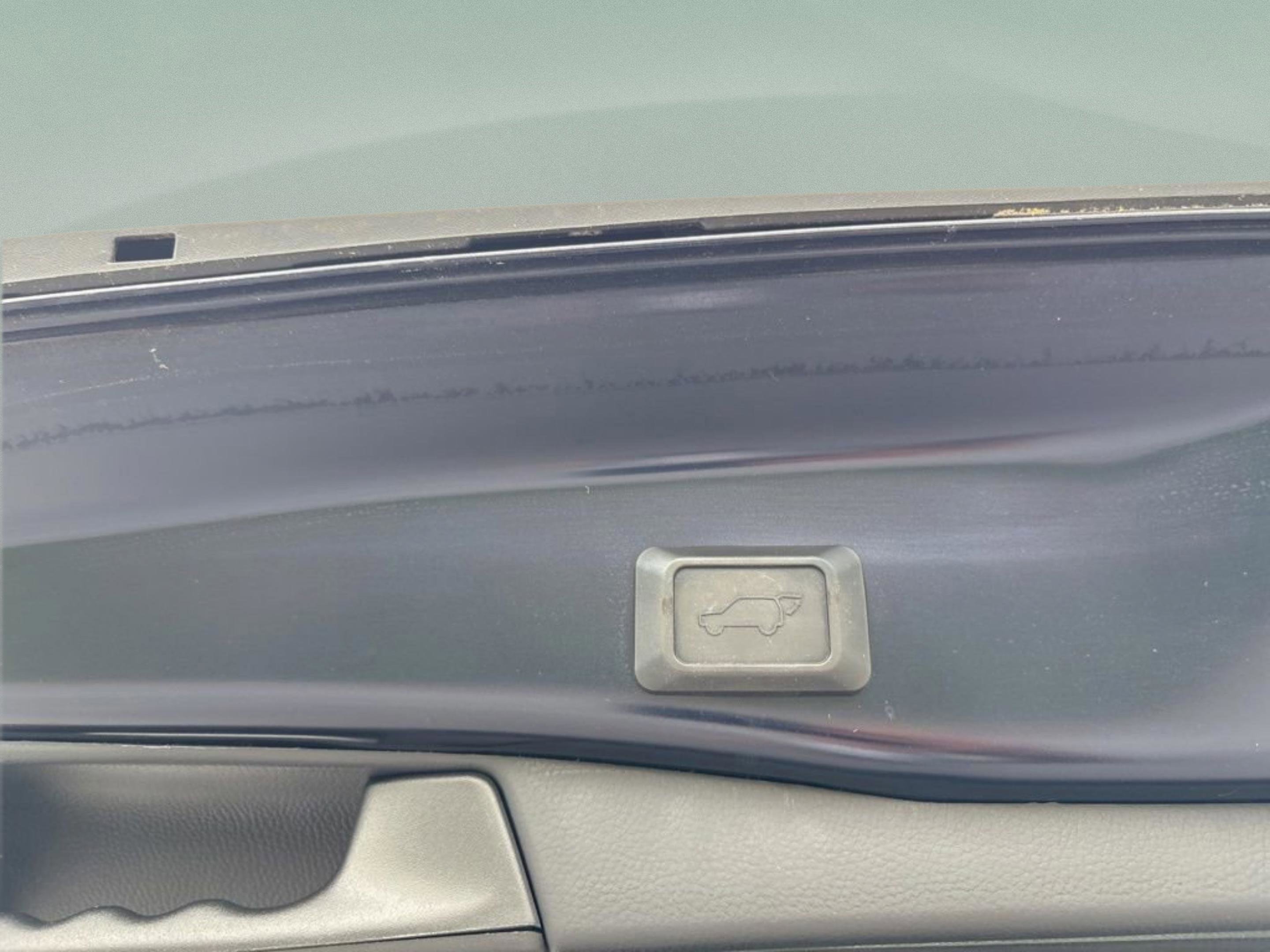 Certified 2022 Toyota RAV4 XLE FWD image 29