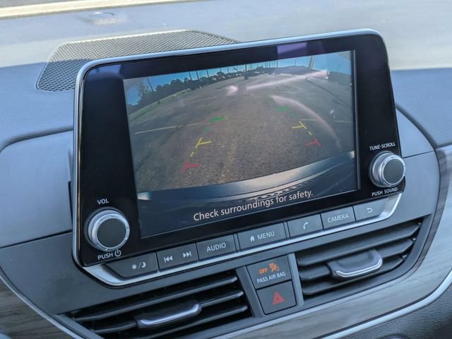 Used 2025 Nissan Altima 2.5 SV FWD image 23