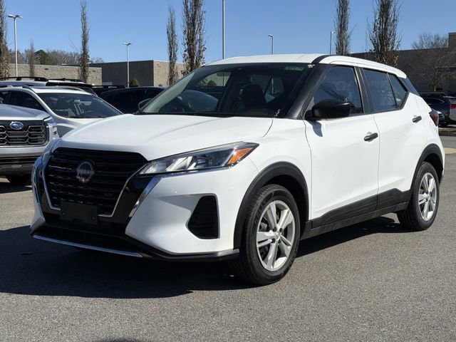 Used 2024 Nissan Kicks S image 7