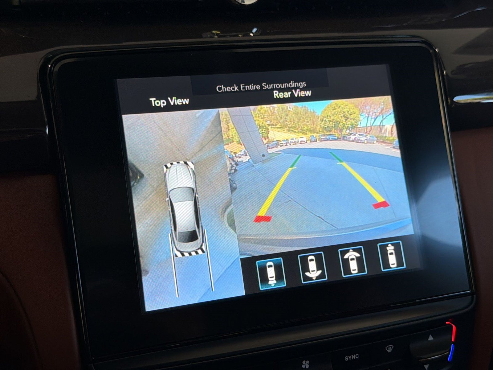 Used 2018 Maserati Quattroporte S GranSport Q4 AWD/4WD image 25