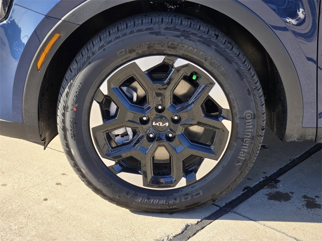 New 2026 Kia Sorento S image 8