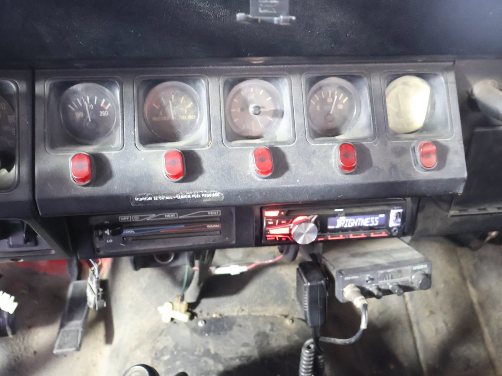 Used 1989 Jeep Wrangler Laredo AWD/4WD image 32