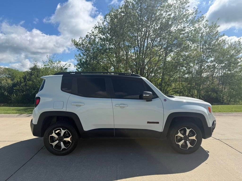 Used 2019 Jeep Renegade Trailhawk w/ Cold Weather Group II AWD/4WD image 2