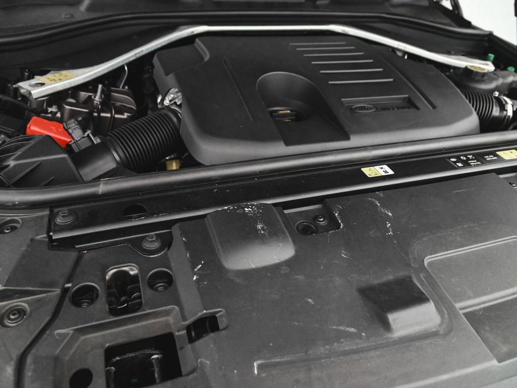 Used 2023 Land Rover Range Rover Sport SE Dynamic image 32