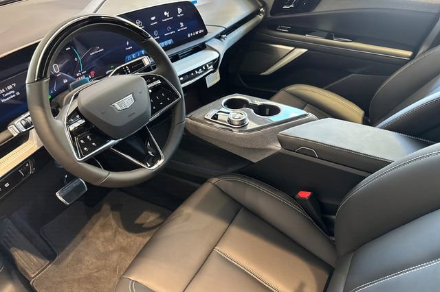 New 2026 Cadillac Optiq Sport 1 w/ LPO, Floor Liner Package image 10