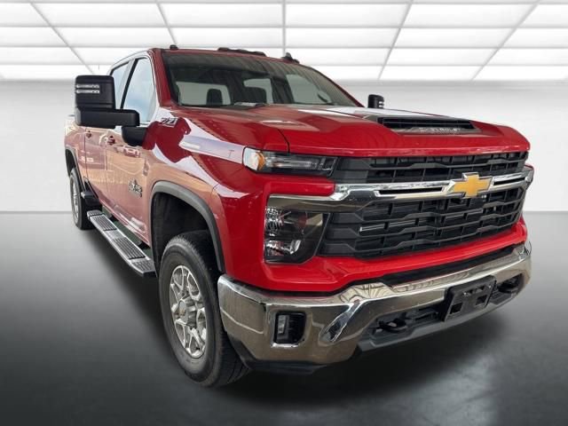 Used 2024 Chevrolet Silverado 2500 LT w/ Texas Edition AWD/4WD image 1