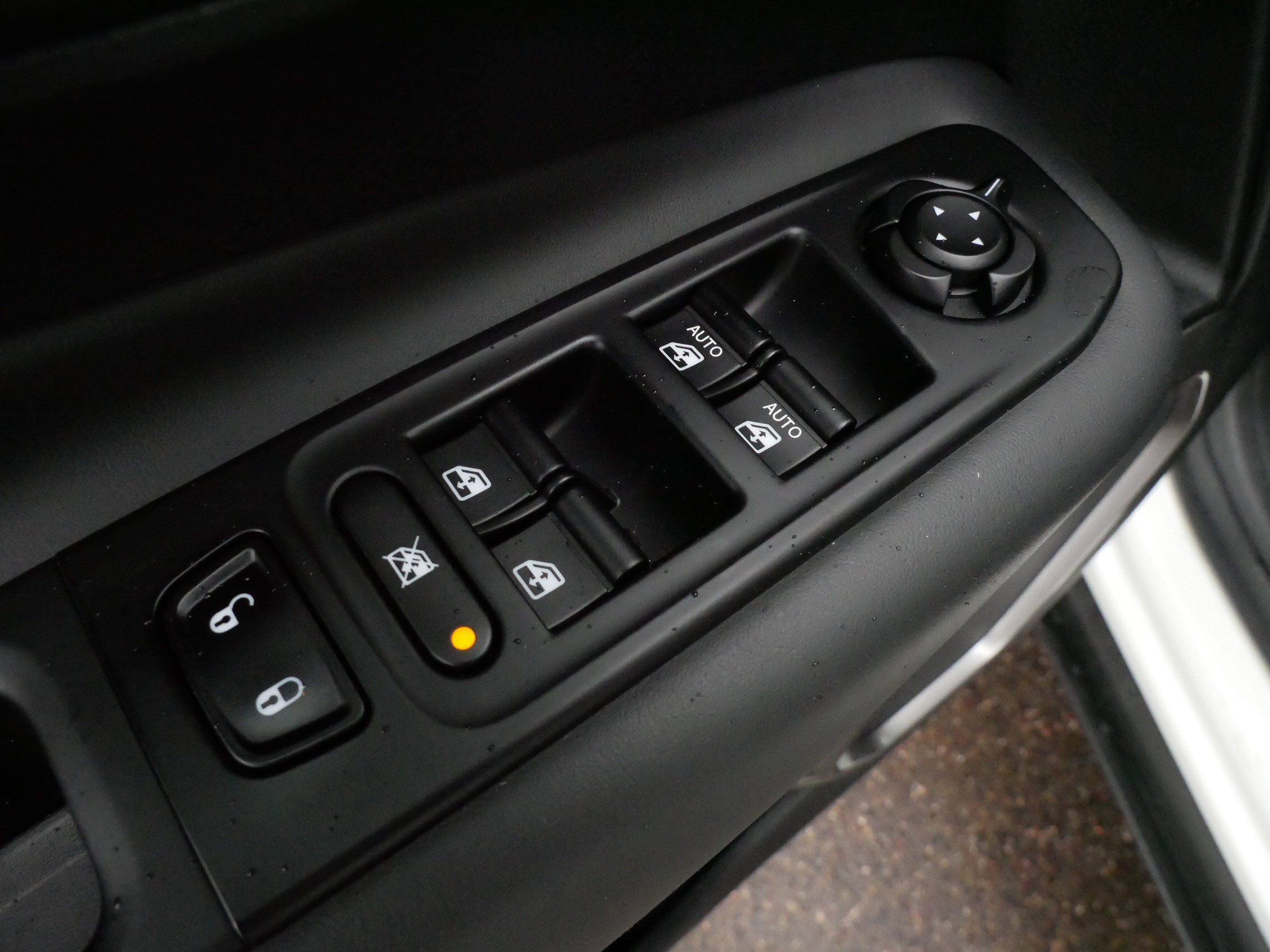 Used 2023 Jeep Renegade Limited AWD/4WD image 18