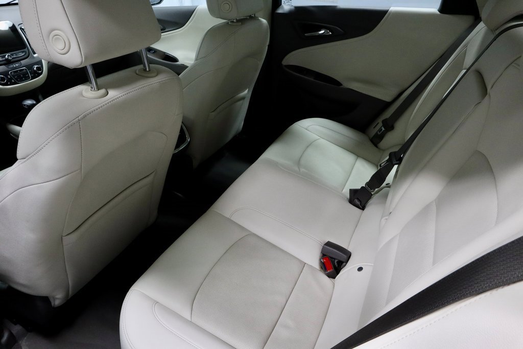 Used 2024 Chevrolet Malibu LT image 21