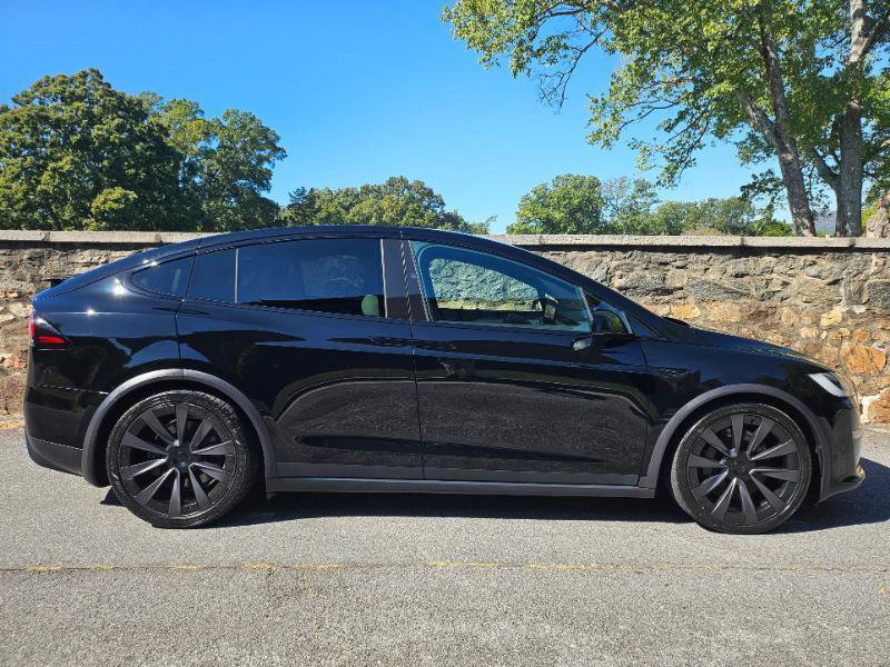 Used 2023 Tesla Model X AWD/4WD image 10