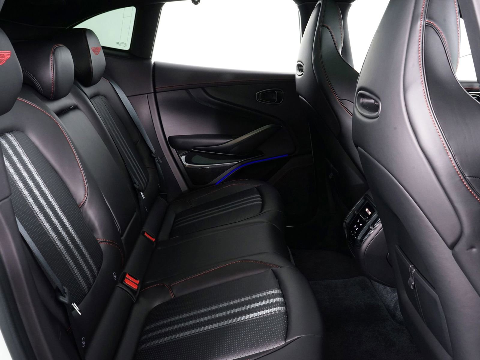 New 2026 Aston Martin DBX 707 AWD/4WD image 22