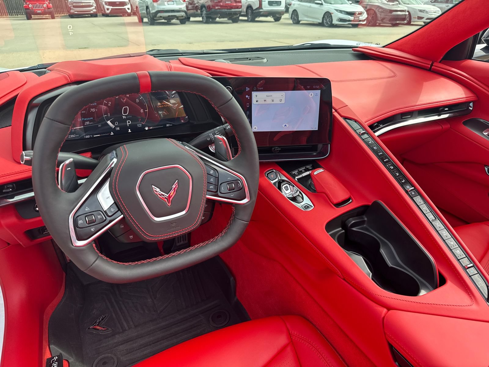 Used 2024 Chevrolet Corvette Stingray Premium Conv w/ Z51 Performance Package RWD image 32