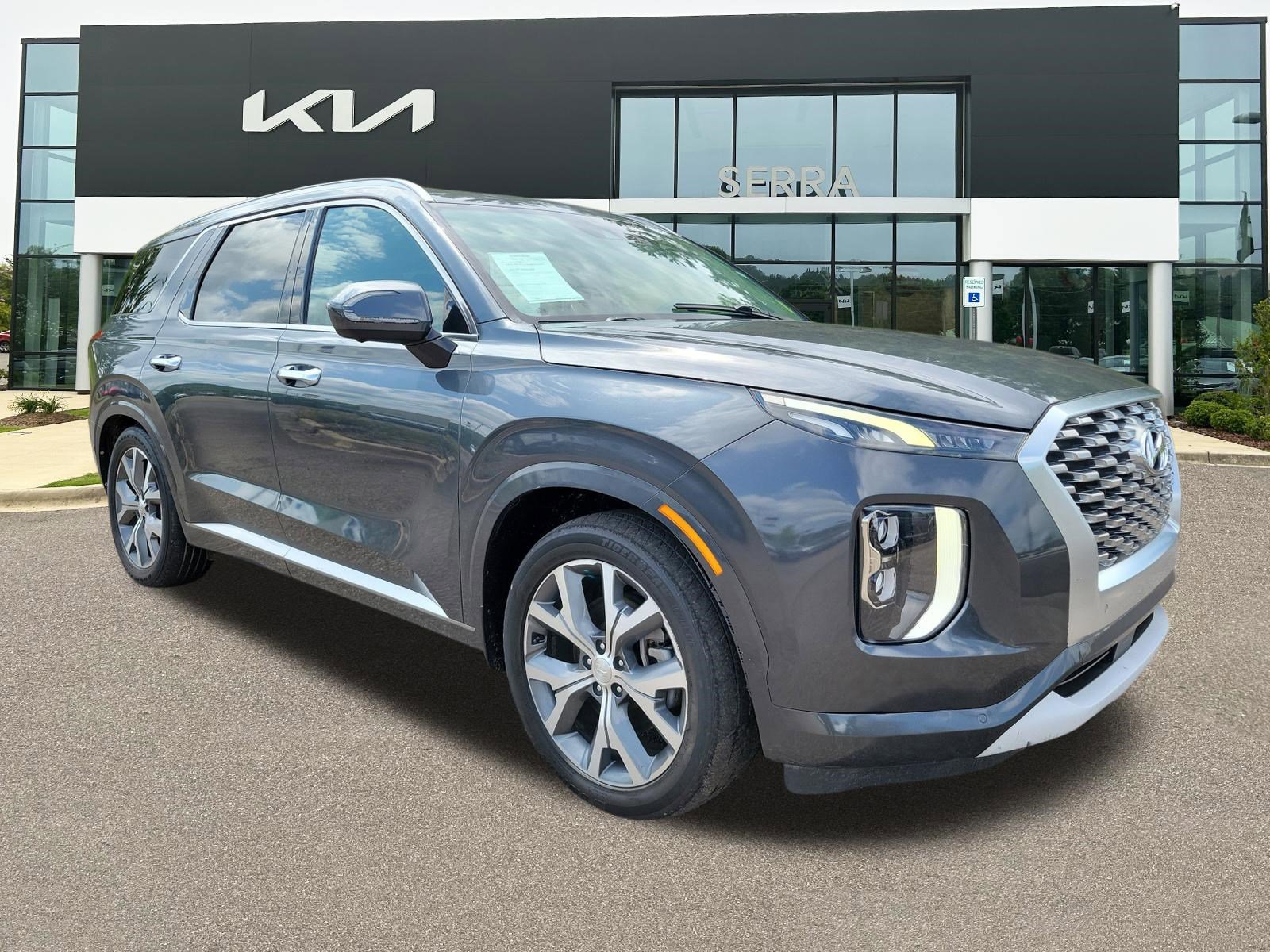 Used 2021 Hyundai Palisade Limited w/ Cargo Package FWD image 1